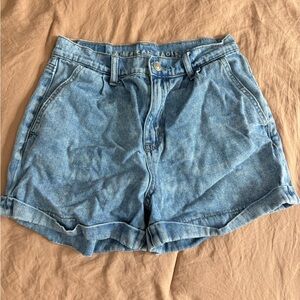 AE Mom Shorts